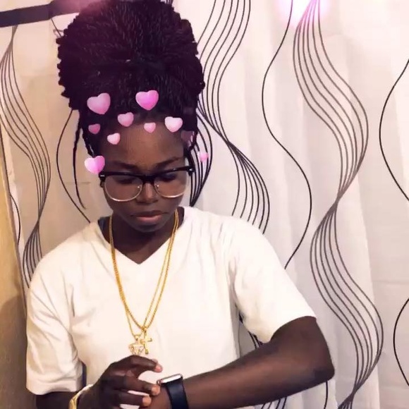 Meet your Posher, Amanda - Picture 1 of 1